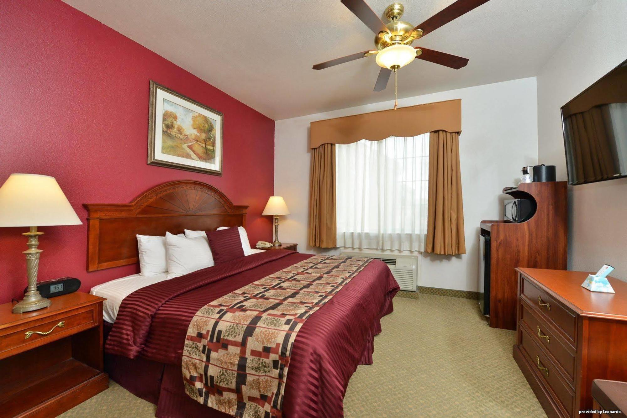 Best Western Plus Monahans Inn And Suites Esterno foto